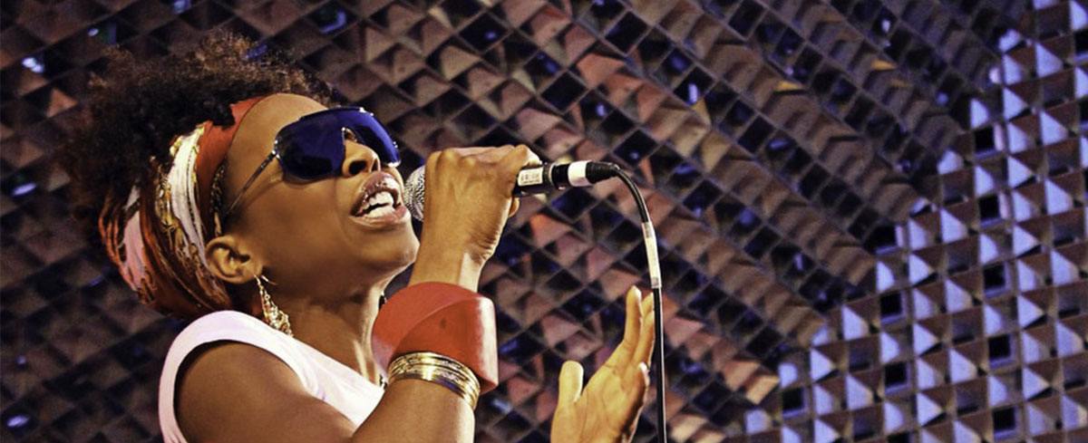 R&B singer Flo performs at News Café